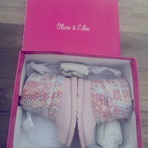 Olive and Eddie boots for kids, size 8, never worn (new)